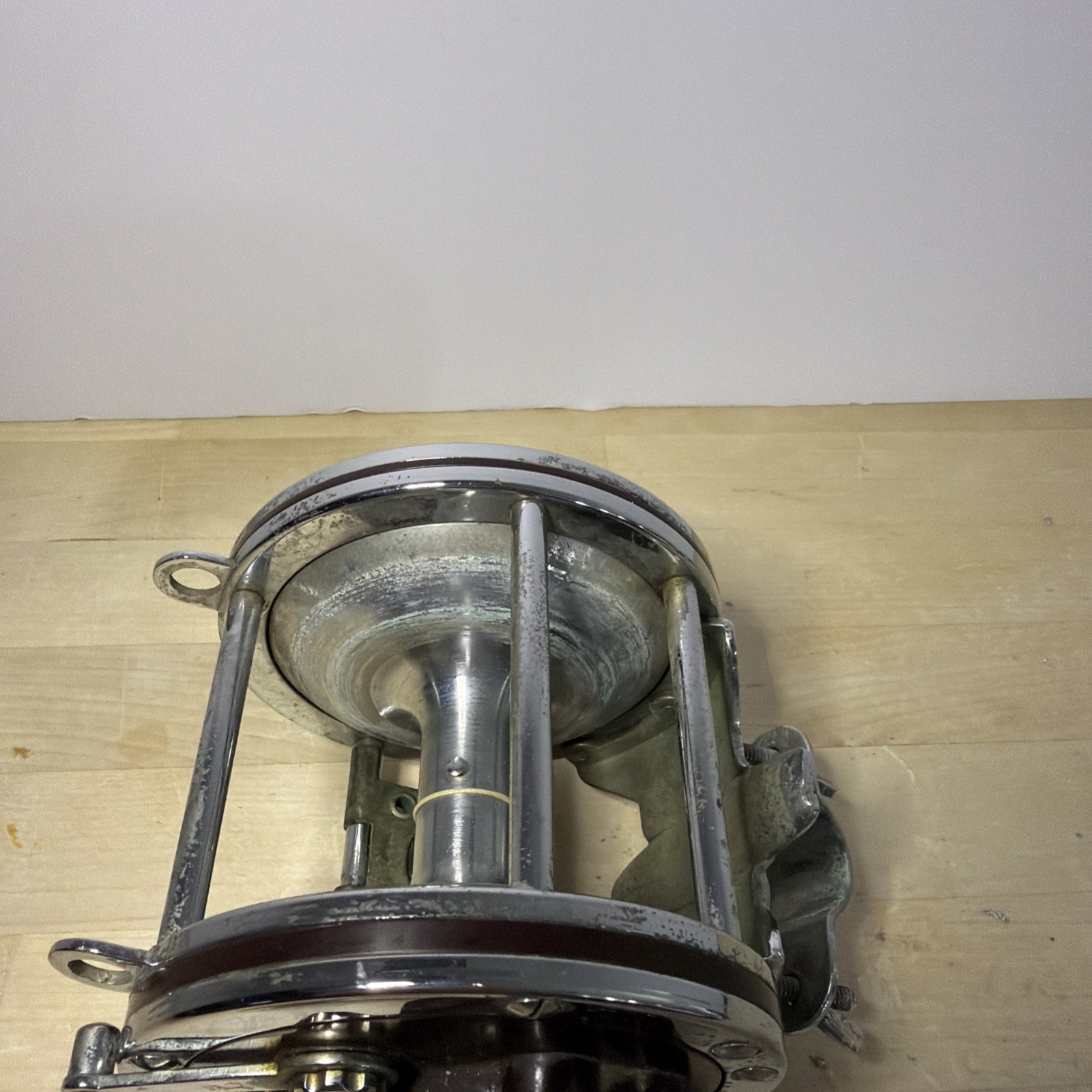 PENN Senator 114H 6/0 Made in USA With Rod Clamp Good Condition Vintage