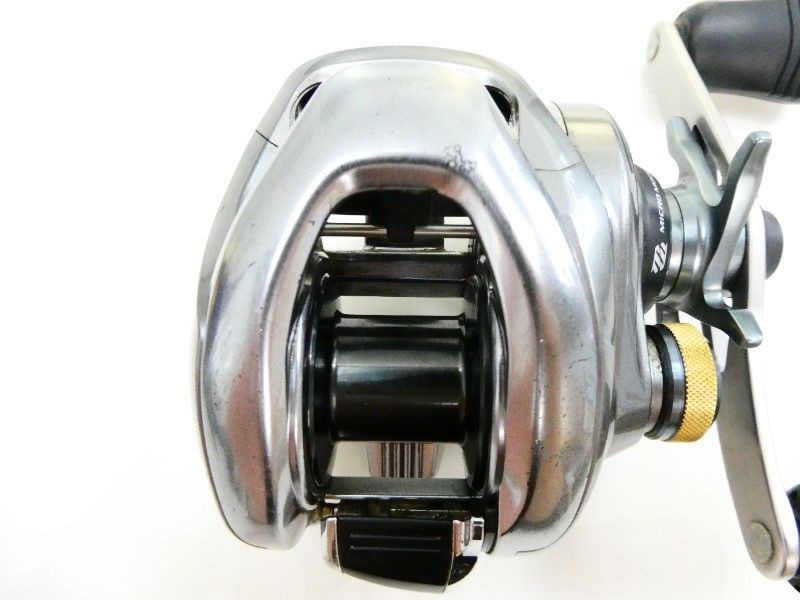 Shimano 15 Metanium DC XG Japanese Baitcast Reel Right Hand #26041304