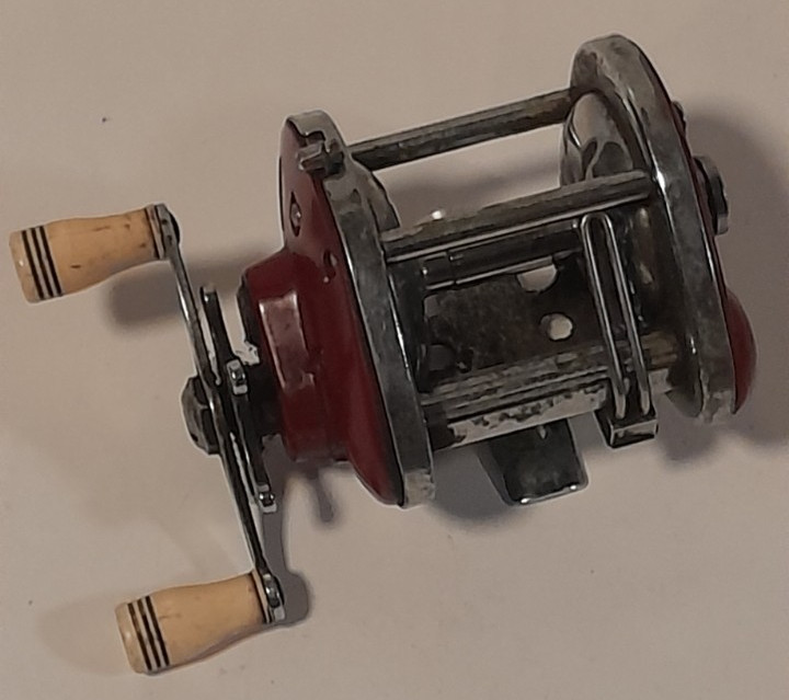 Vintage 940B Ocean City True Temper Salt Water Bait Casting Fishing Reel