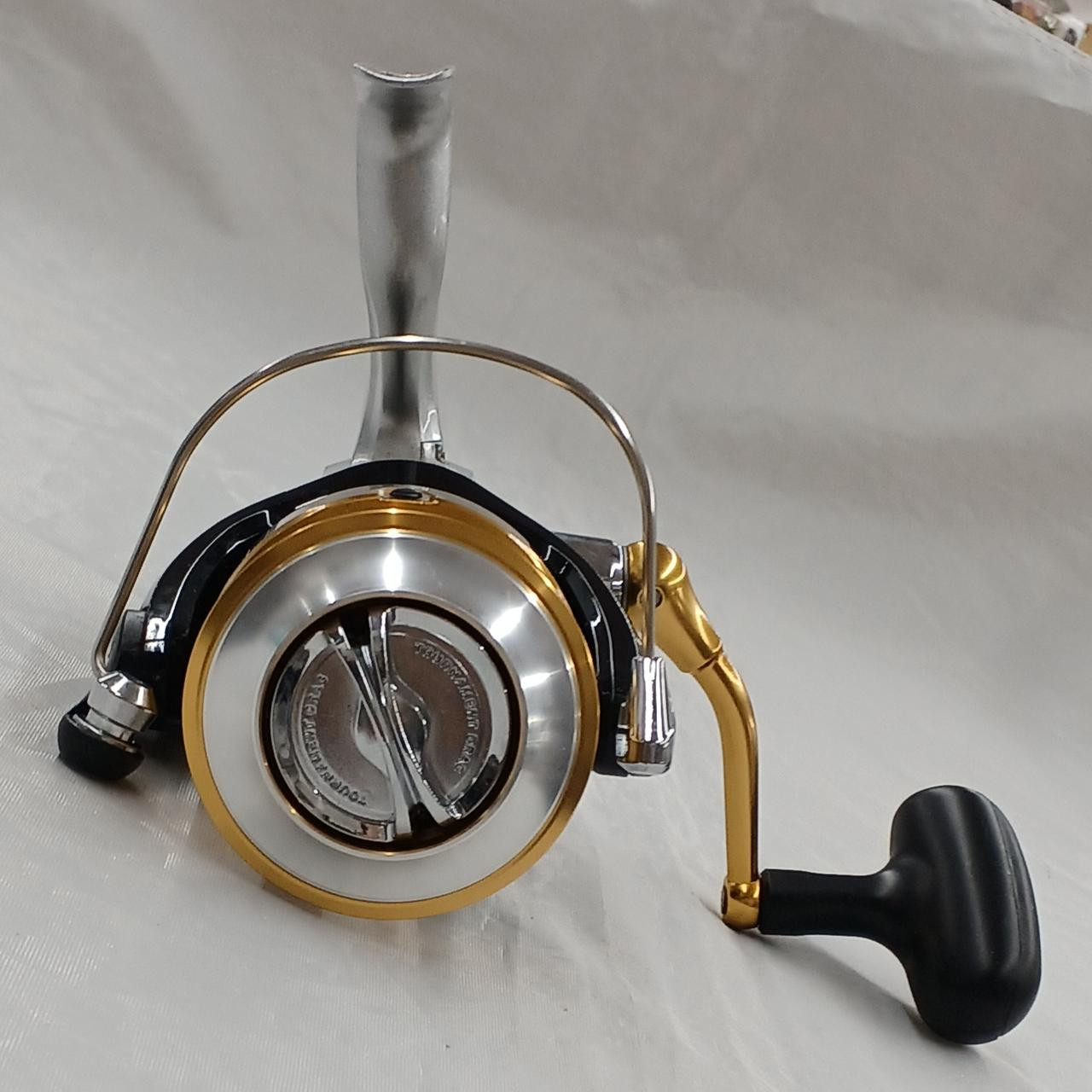 DAIWA CREST 4000H Fishing Spinning Reel Black&Gold&Silver Color Tested