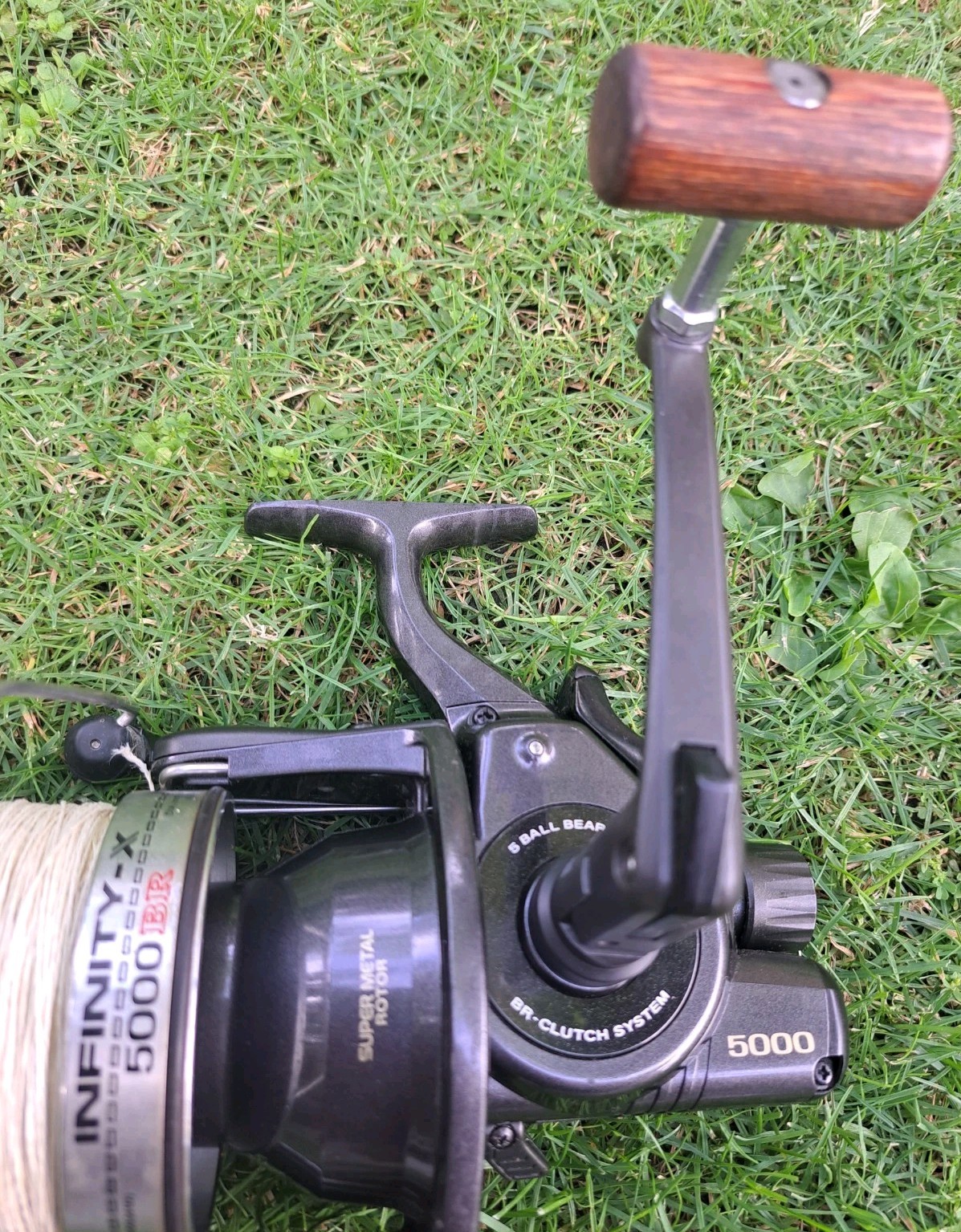 Daiwa Infinity-X 5000 BR Baitrunner Freewheel Reel JAPAN Freewheel Reel (2 of 3)