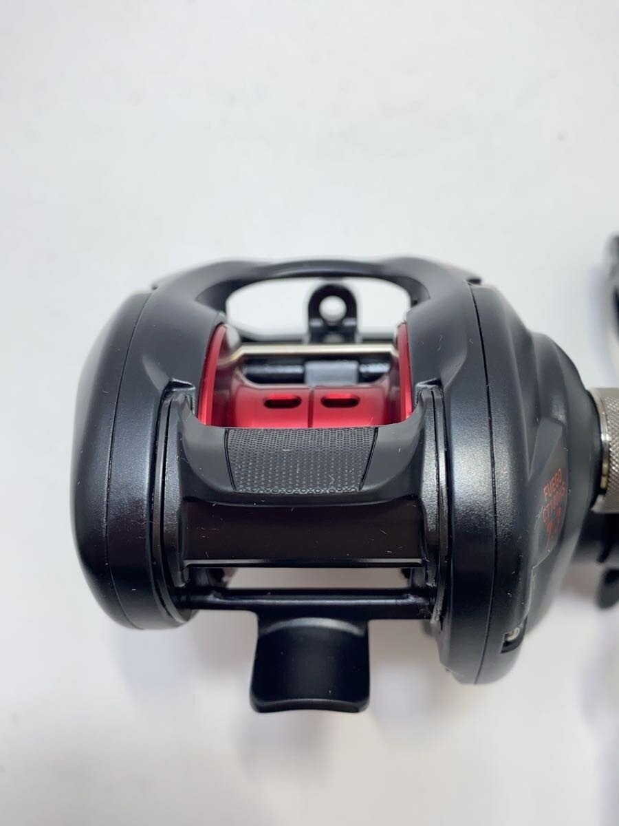 Daiwa Fuego CT Reel, Fishing Gear, Near Mint, 7.1in/6in/7.8in