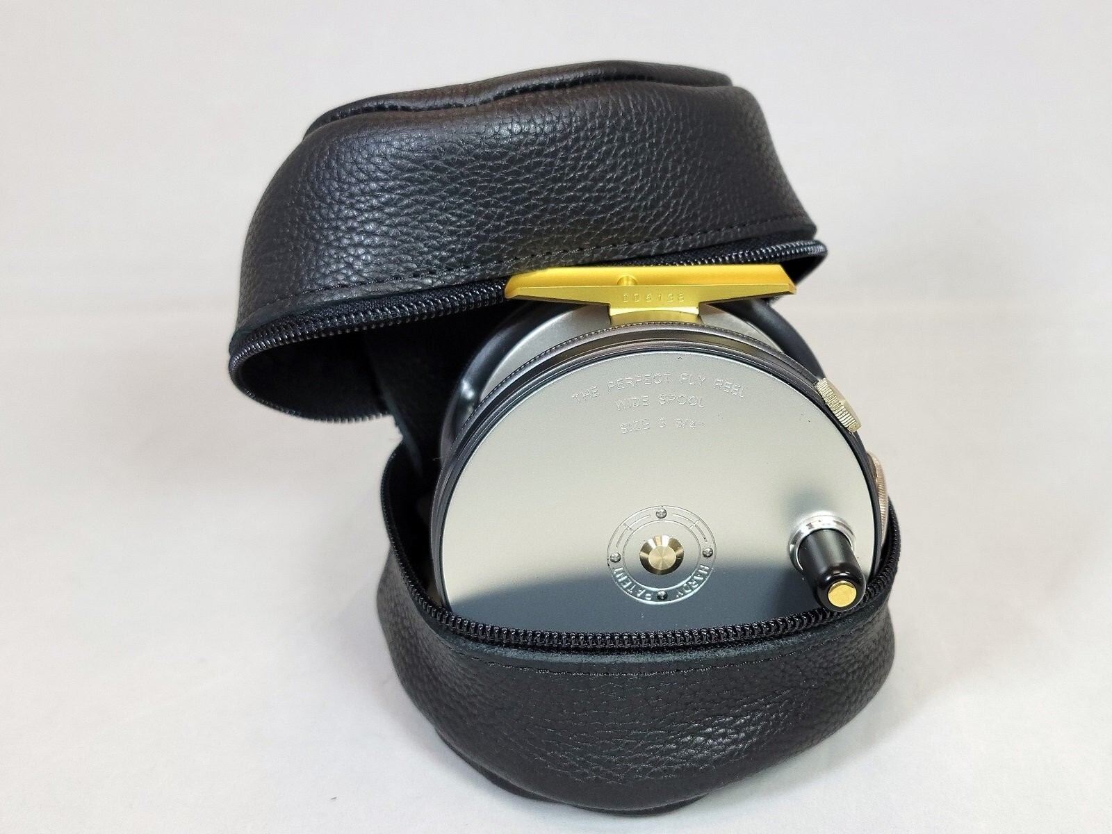 Hardy 1921 Wide Spool Perfect 3 3/4″ Fly Reel – Right Hand – Free Fly Line