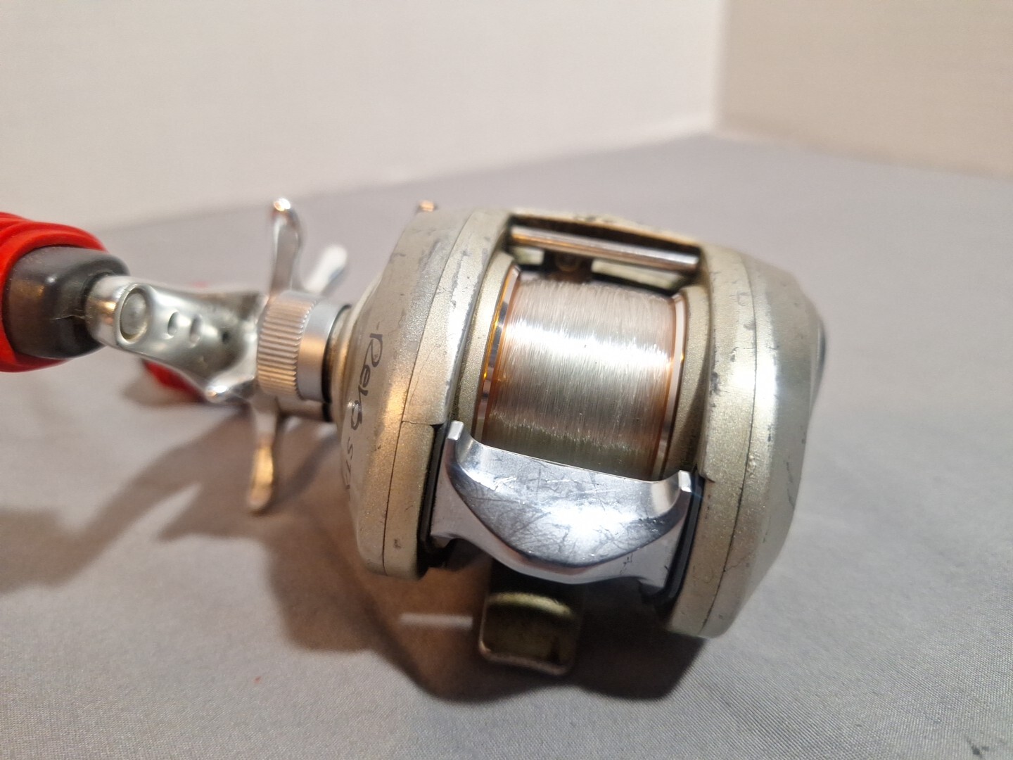 Abu Garcia Revo STX Baitcasting Fishing Reel Left Handed Bass 6.4:1 11 bearings