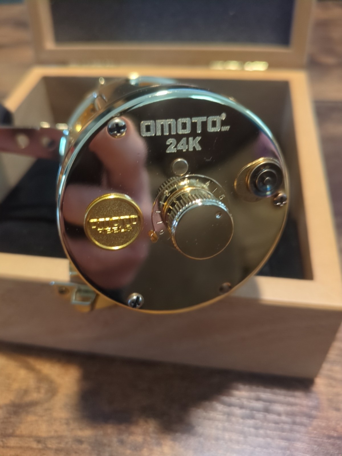 Omoto 24k Gold plated baitcast reel. Possibly one of a kind. Mint and smooth