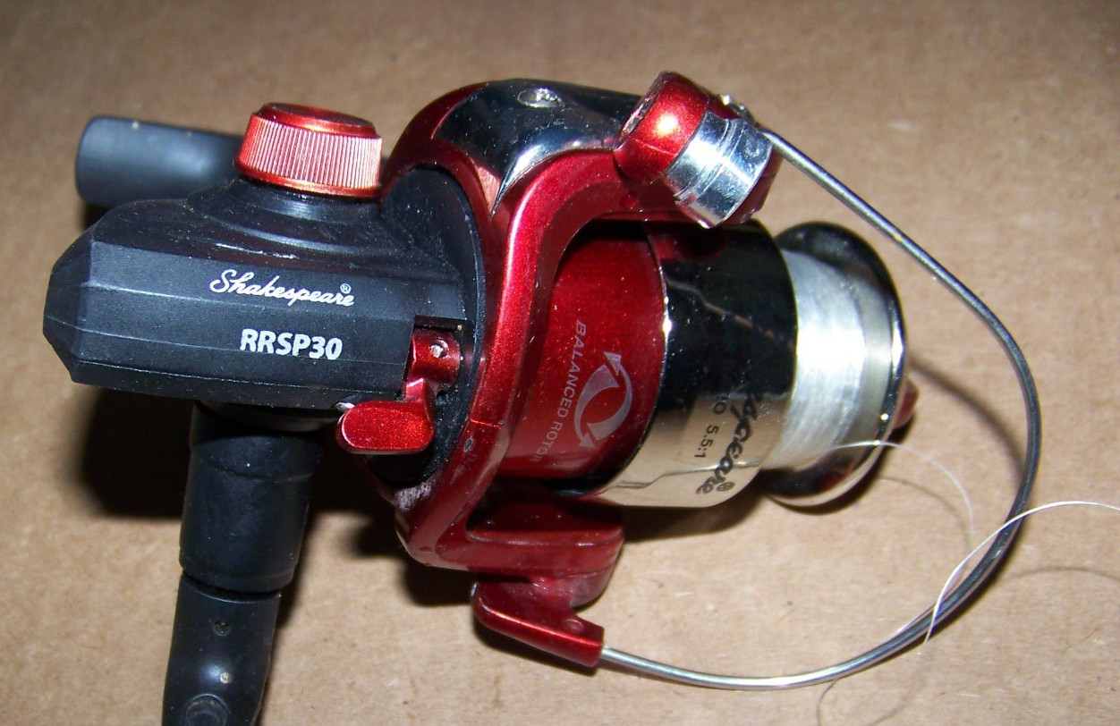 Shakespeare „Reverb“ Spinning Reel – RRSP30 – 5.5:1 Ratio -L / R Retrieve