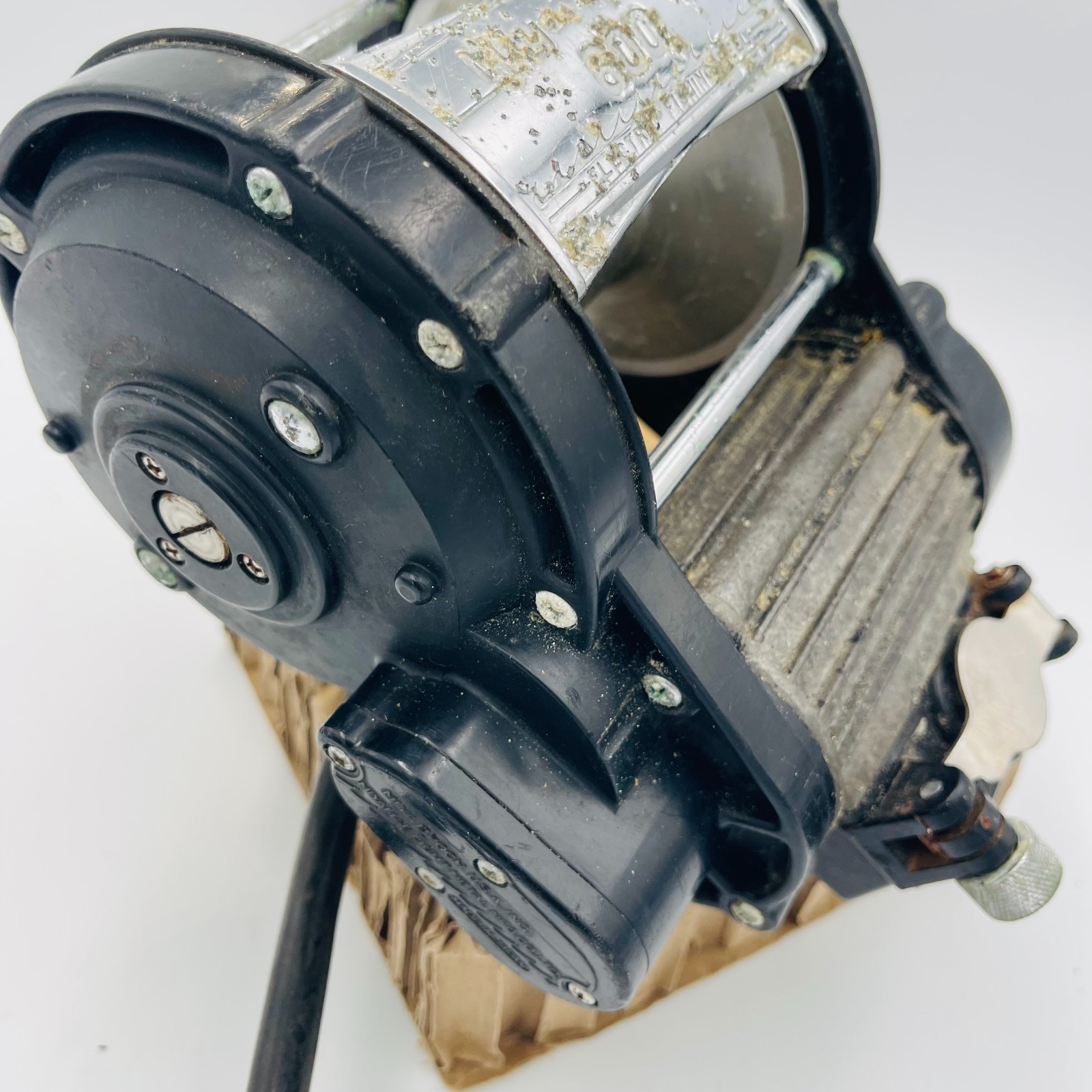 2-Units 1-Cord Miya Epoch Miyamae 600 Electric Reel „One of the item As Is“Used