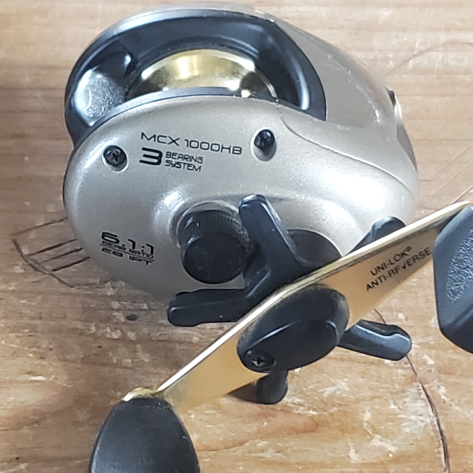 Bass Pro Shops Mega Cast MCX 1000-HB 3BB Baitcast Reel 6.1:1 FISH#110