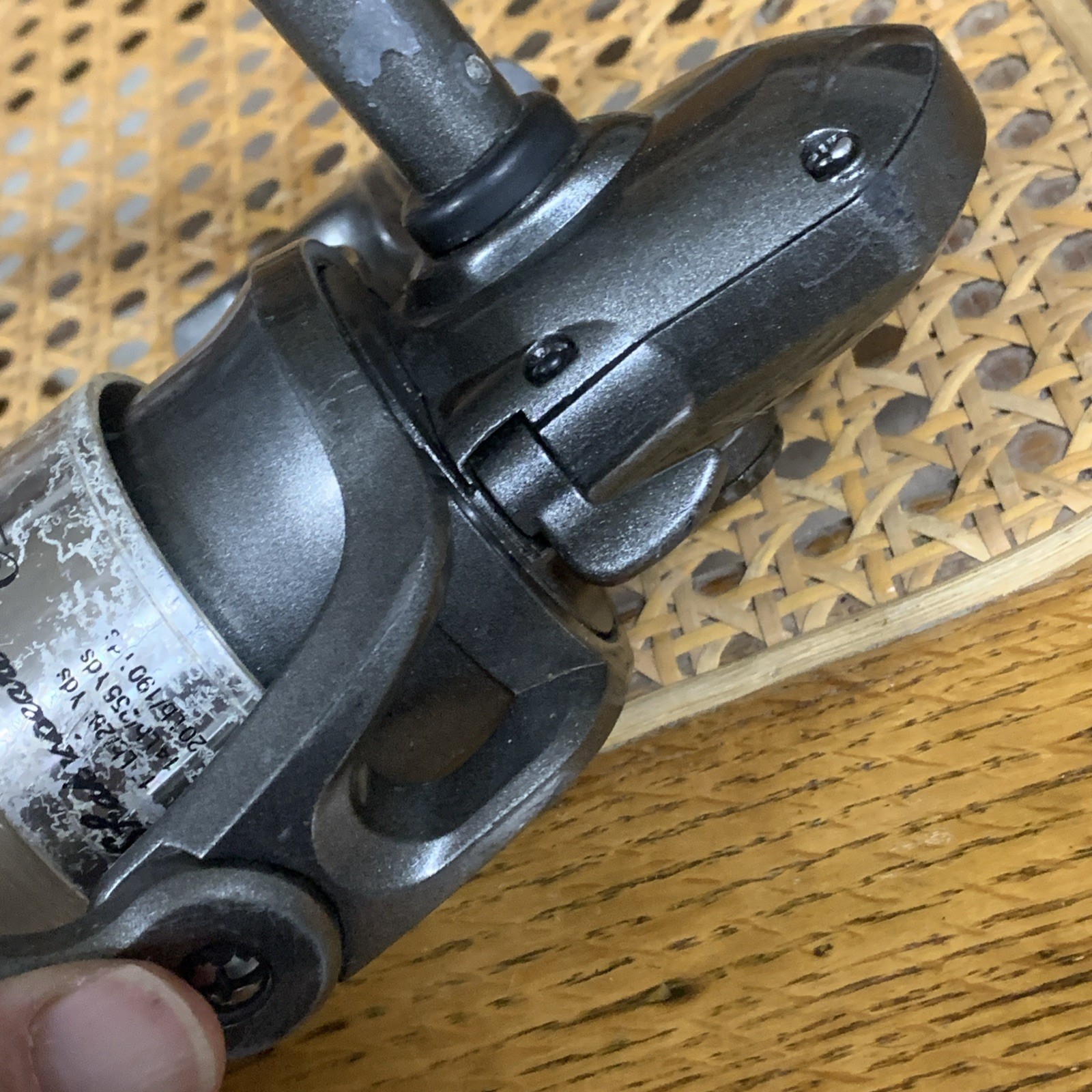 SHAKESPEARE CONTENDER CUSTOM Spinning Reel, Vintage Fishing Tackle