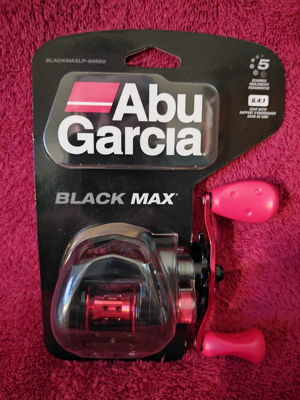 Abu Garcia Black Max Baitcasting Fishing Reel 6.4:1 Gear Ratio, 5 Bearings