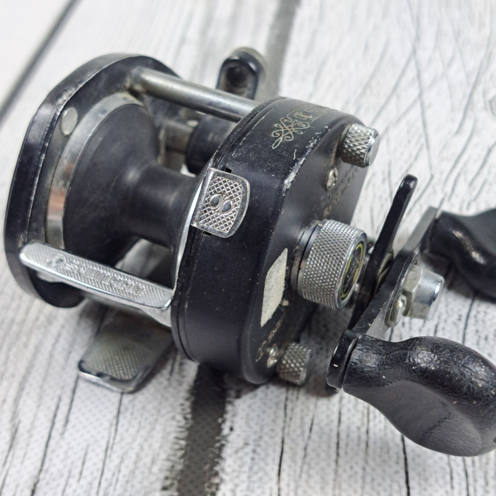 Vintage Shimano Bantam Mag 10x SG Black Japan Bait Casting Fishing Reel RH
