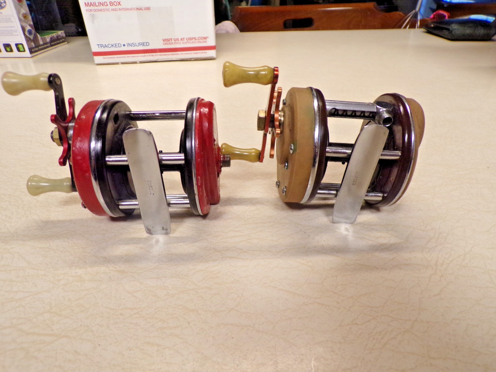 2 ABU GARCIA AMBASSADEUR FISHING REELS – 4000 & 3000 – TAKE A LOOK