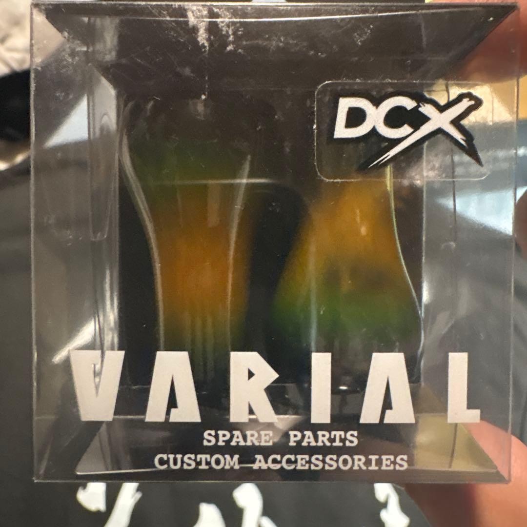 DCX VARIAL WOOD KNOB #SB GN VARIAL