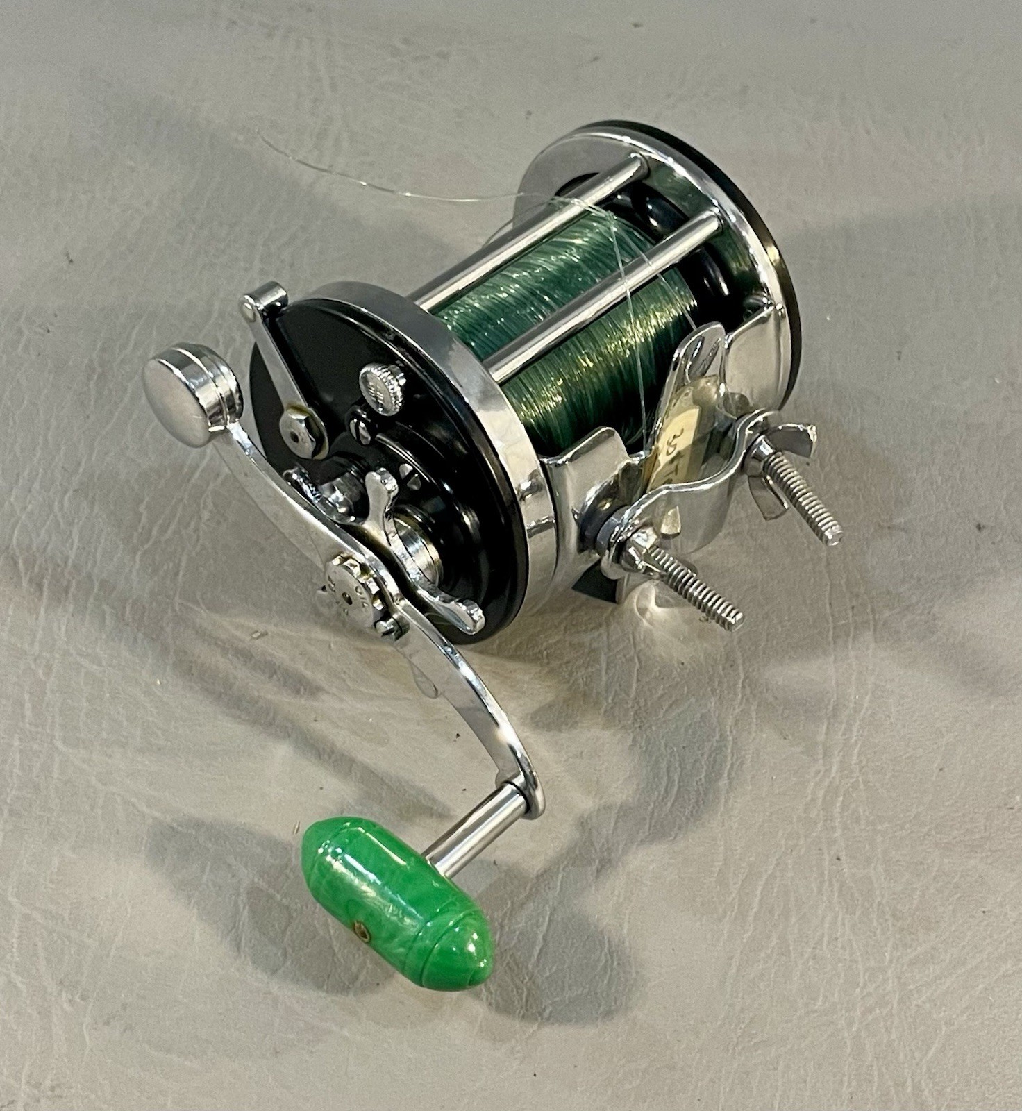 Vintage Penn Surfmaster 200 (Black) Reel Pre Spooled 30 Test Made In the USA