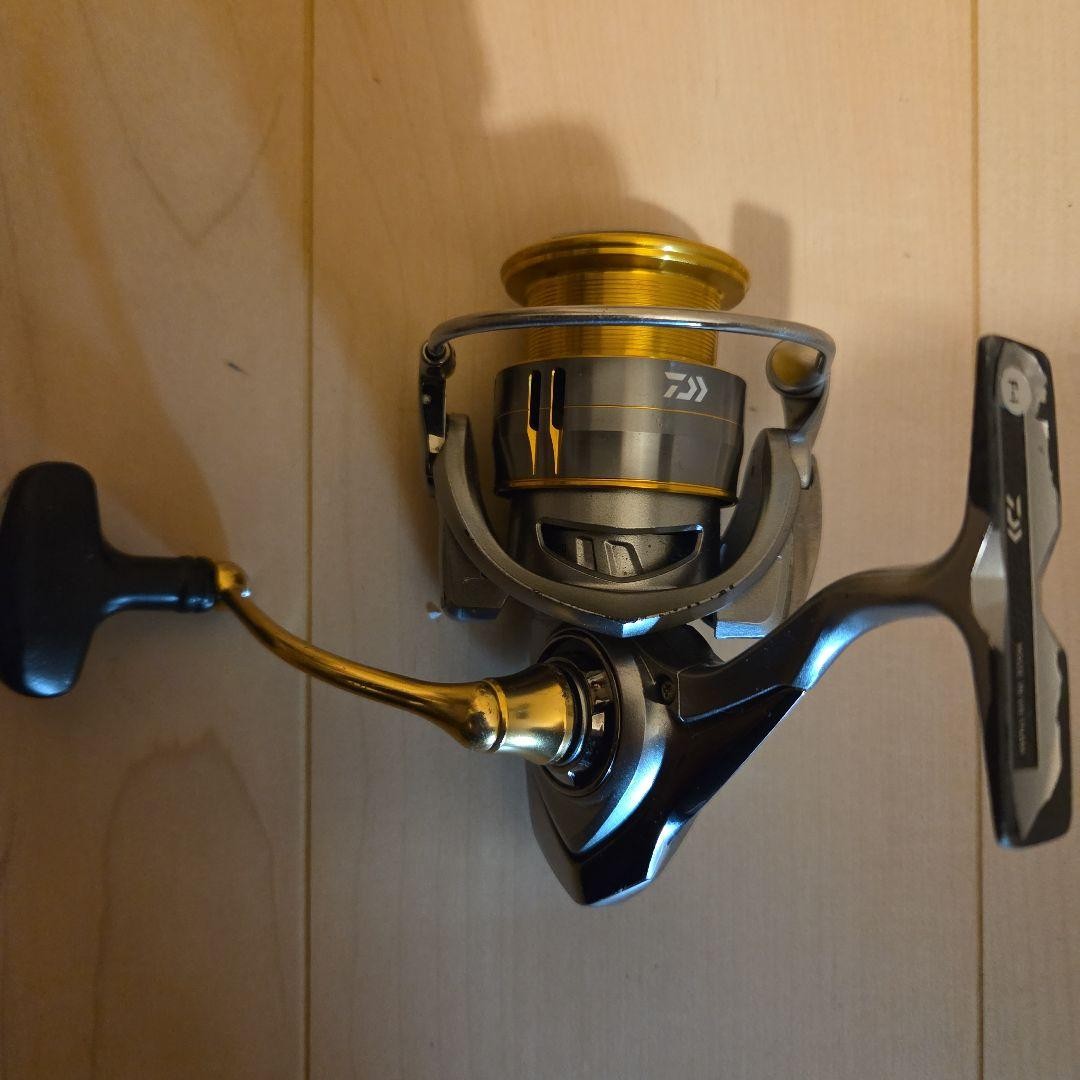 First come, first served. Used item. . DAIWA FRAMS LT3000. 1 piece.
