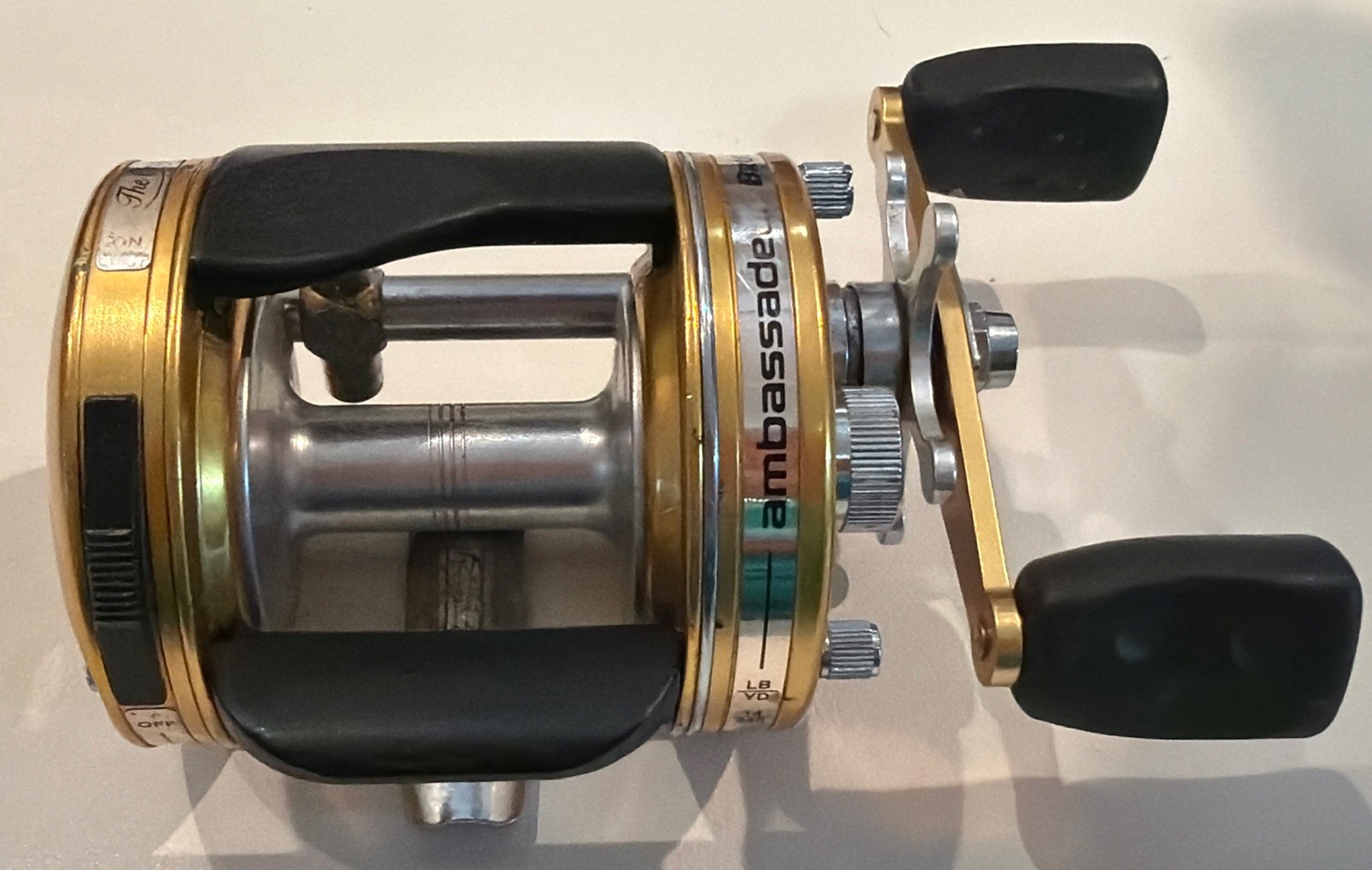 Abu Garcia Ambassadeur Brute 6600 Right-Hand Baitcast Reel 6.3:1 Gold NICE! 6-22