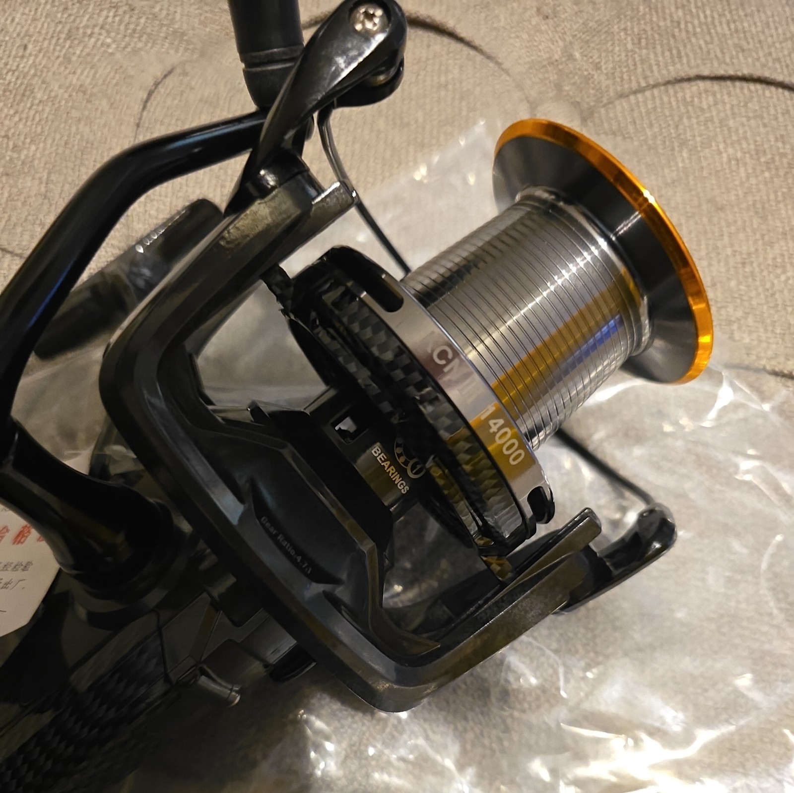 Diwa Fishing Reels Spinning 8000 10000 14000 Series Spool Freshwater Saltwater