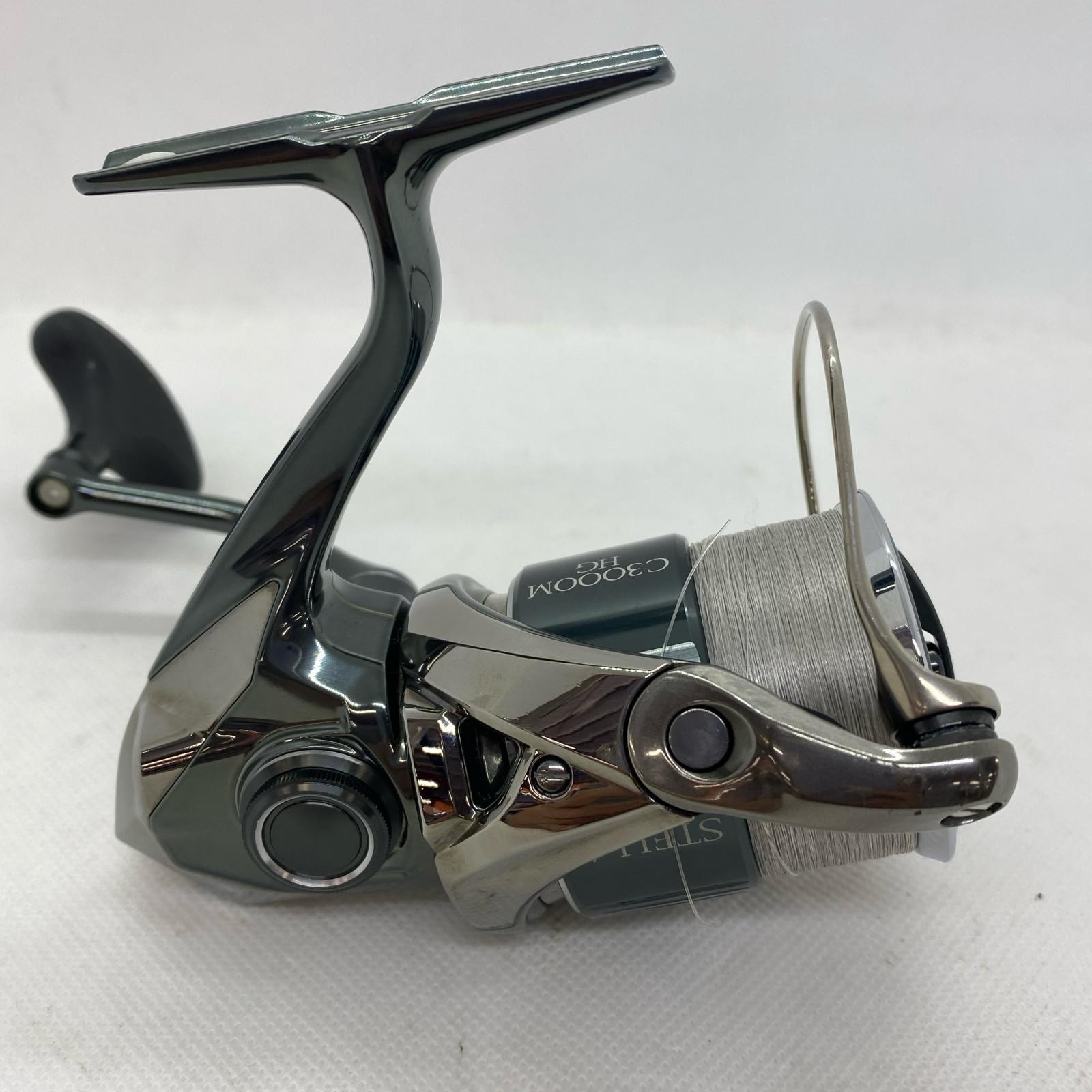 Shimano 22 Stella C3000MHG Spinning Reel – Used, From Japan
