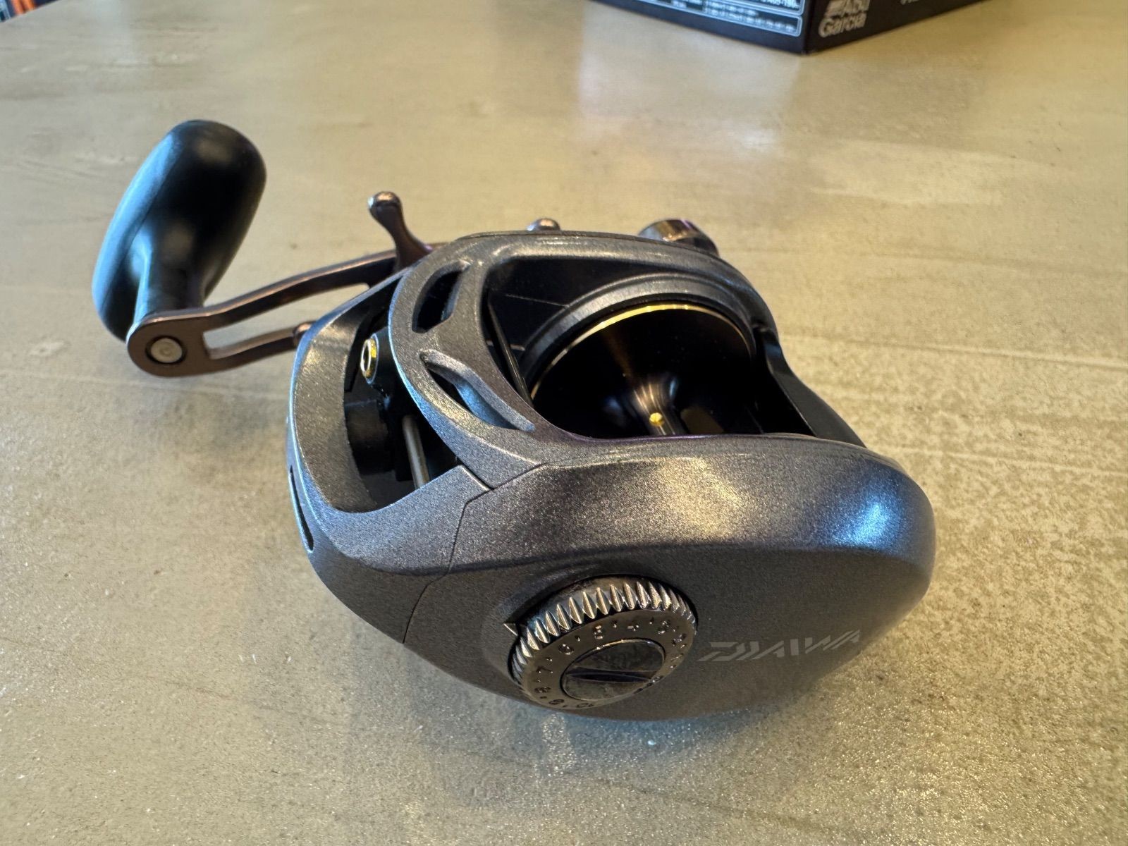 Daiwa LEXA 300HS-P USA Spinning Reel 7.1:1 gear 320g used
