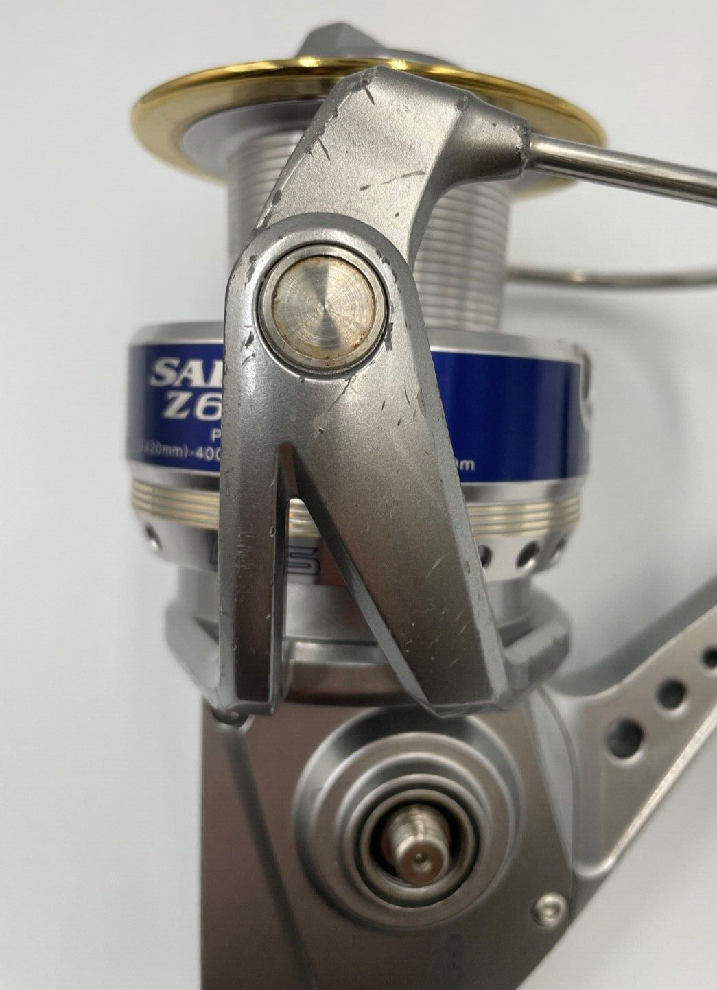 Saltiga Z6000 Daiwa Spinning Fishing Reel Both Handle Gear Ratio 4.3:1 Used