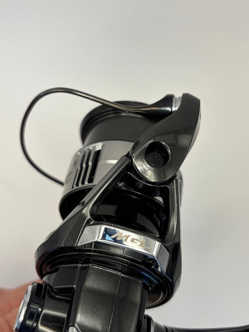 SHIMANO 23 Vanquish C2000S Spinning Reel Used JDM Japan