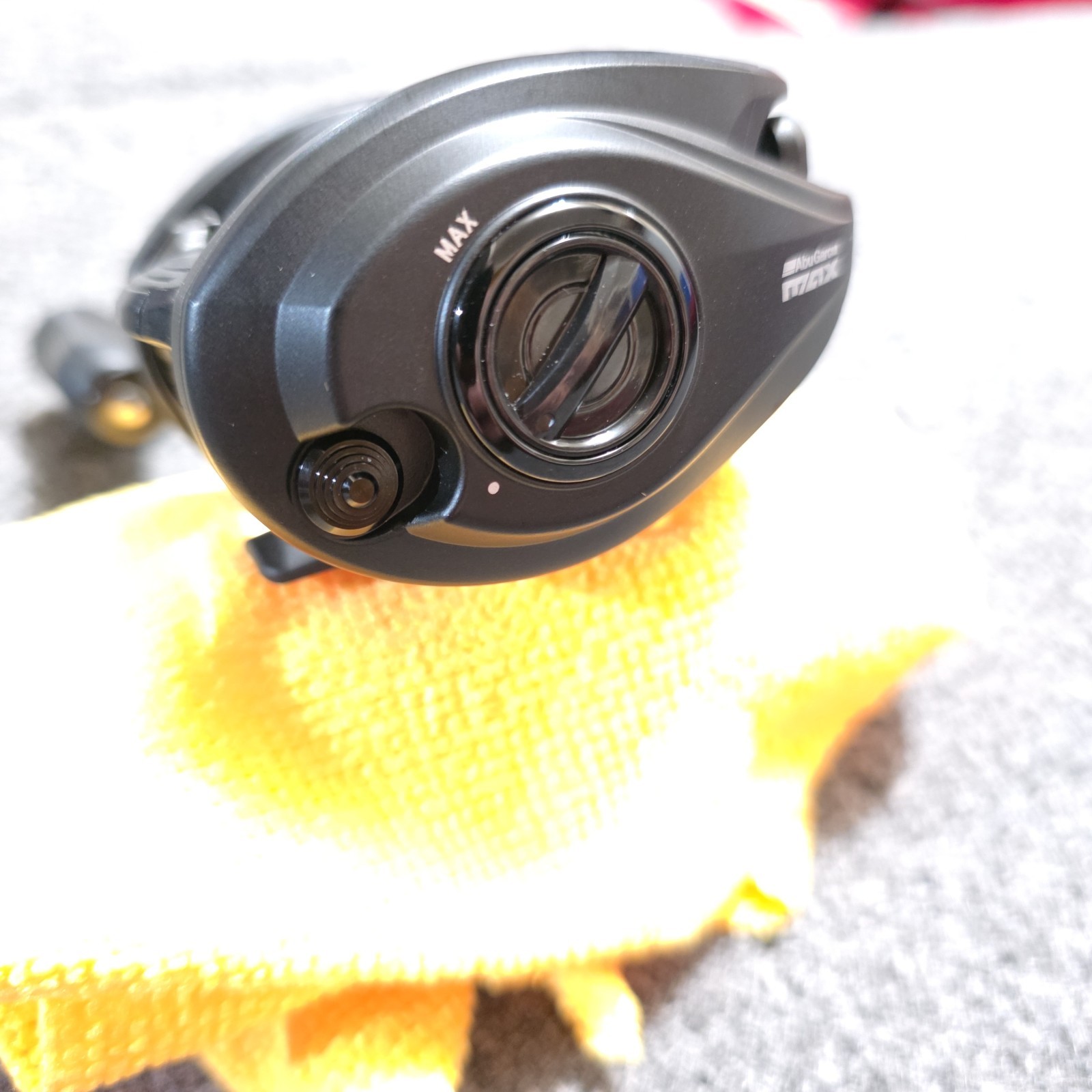 Abu Garcia Max 5 Low Profile Baitcasting Reel MAX5LP-L 300