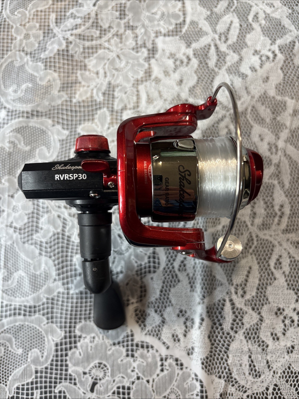SHAKESPEARE REVERB Spinning Reel bb drive Gear Ratio 5.5:1 Size 30 6 lb test