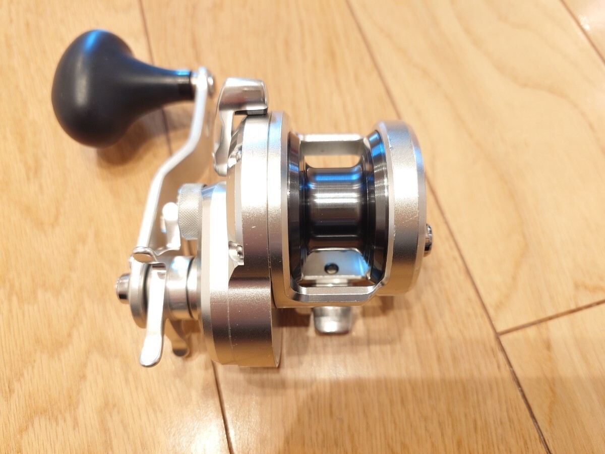 Shimano 11 Ocea Jigger 1000HG Right Handle Jigging Reel