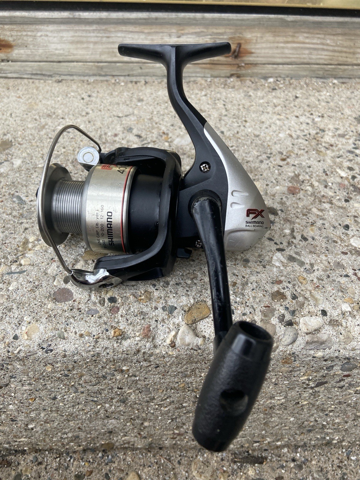 VERY NICE SHIMANO FX 4000 FB SPINNING REEL