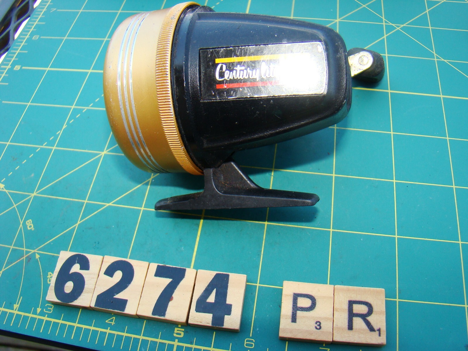 V6274 PR JOHNSON CENTURY LITE 125 SPINCAST FISHING REEL