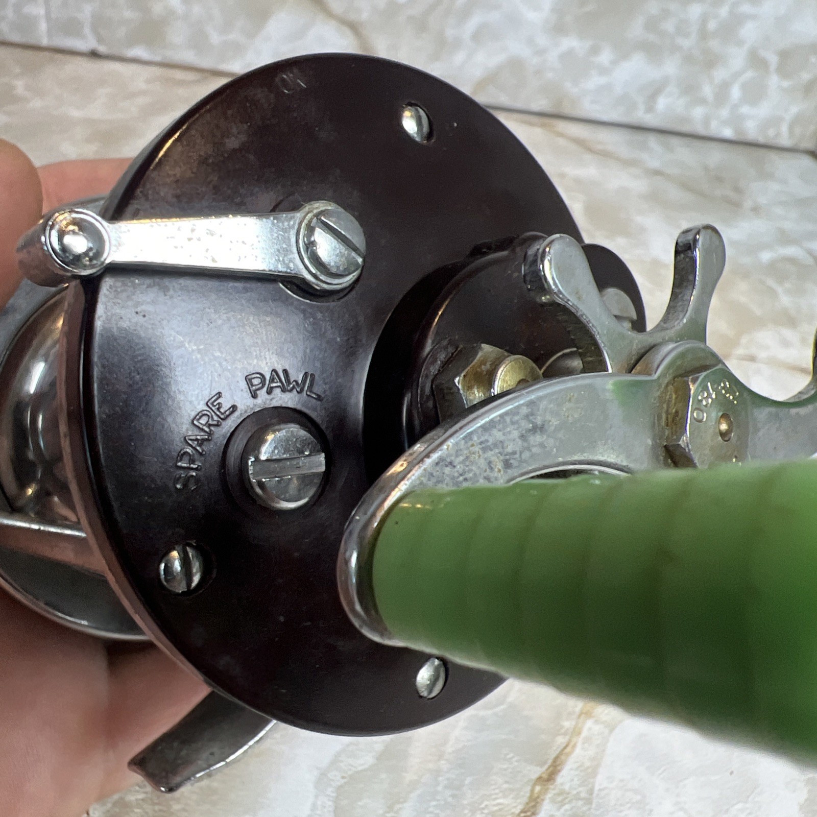 Penn Peer Fishing Reel #109 Made in USA Burgundy/Brown Sides with Green Handles