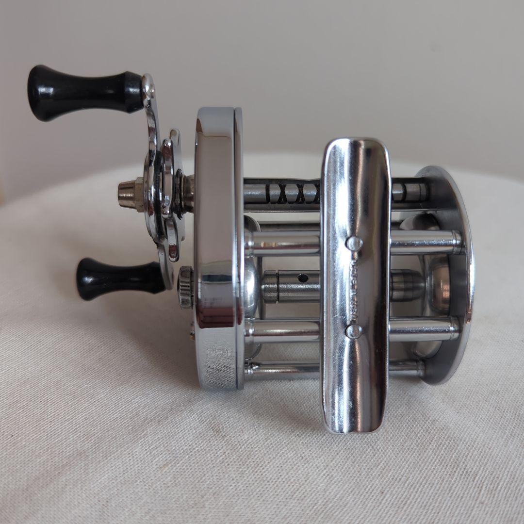 Shakespeare Direct Drive No 1950 Reel Used Marine Fishing Equipment