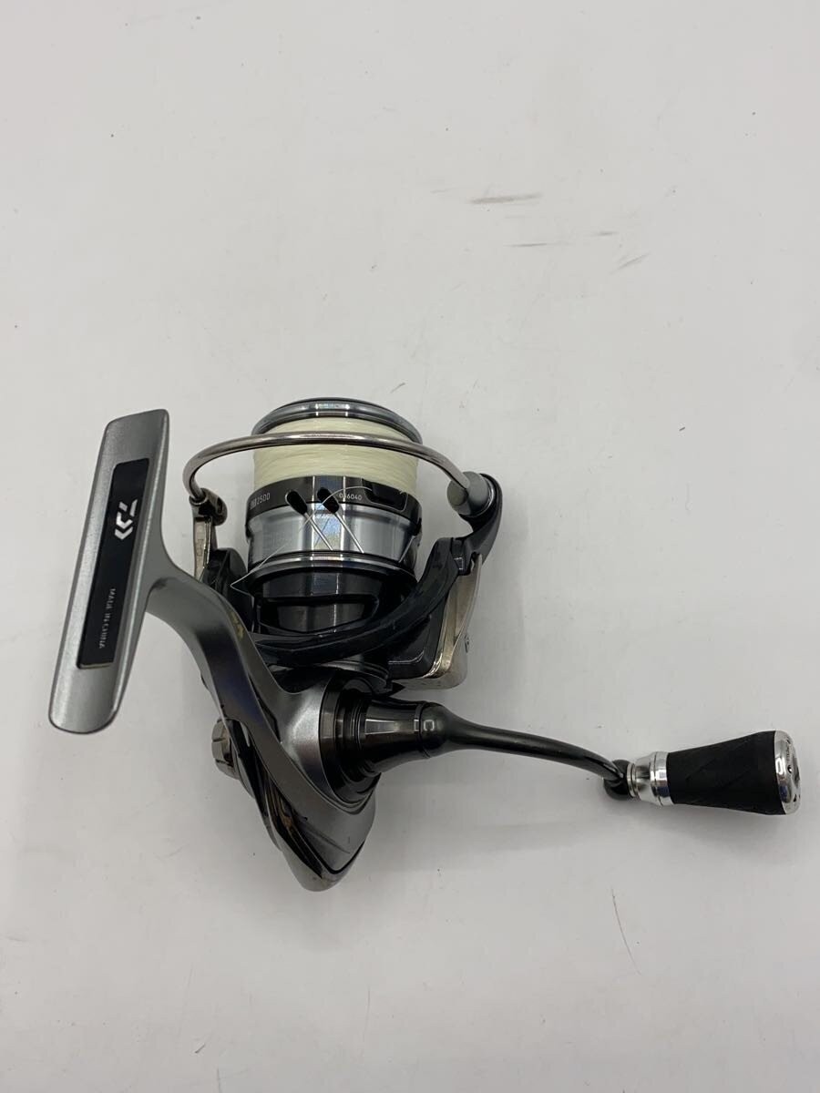 Daiwa LT2500 Spinning Reel 8in/13cm Light Used Fishing Gear