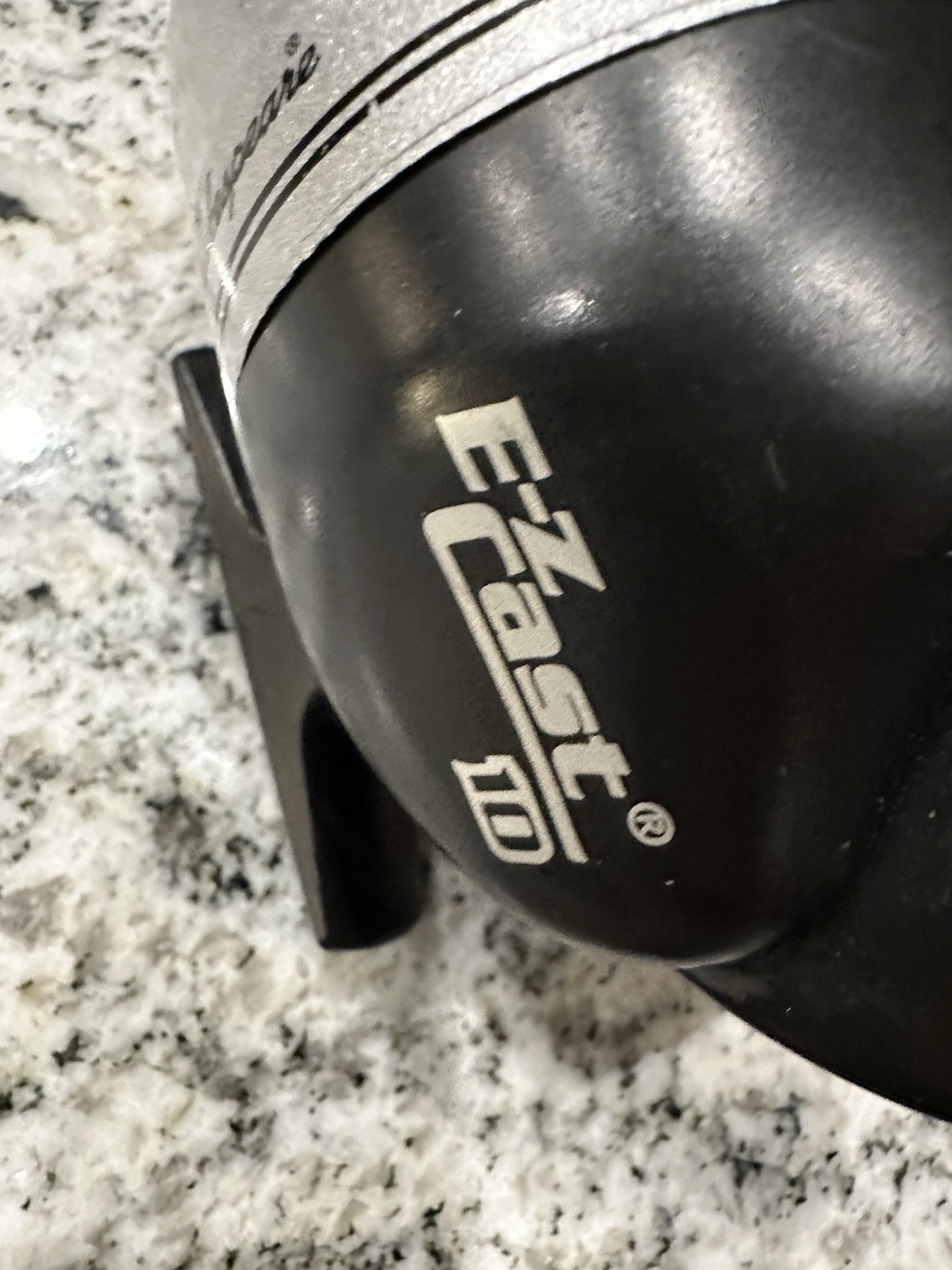 Shakespeare E-Z Cast 10 EZCAST 10 Spincasting Fishing Reel