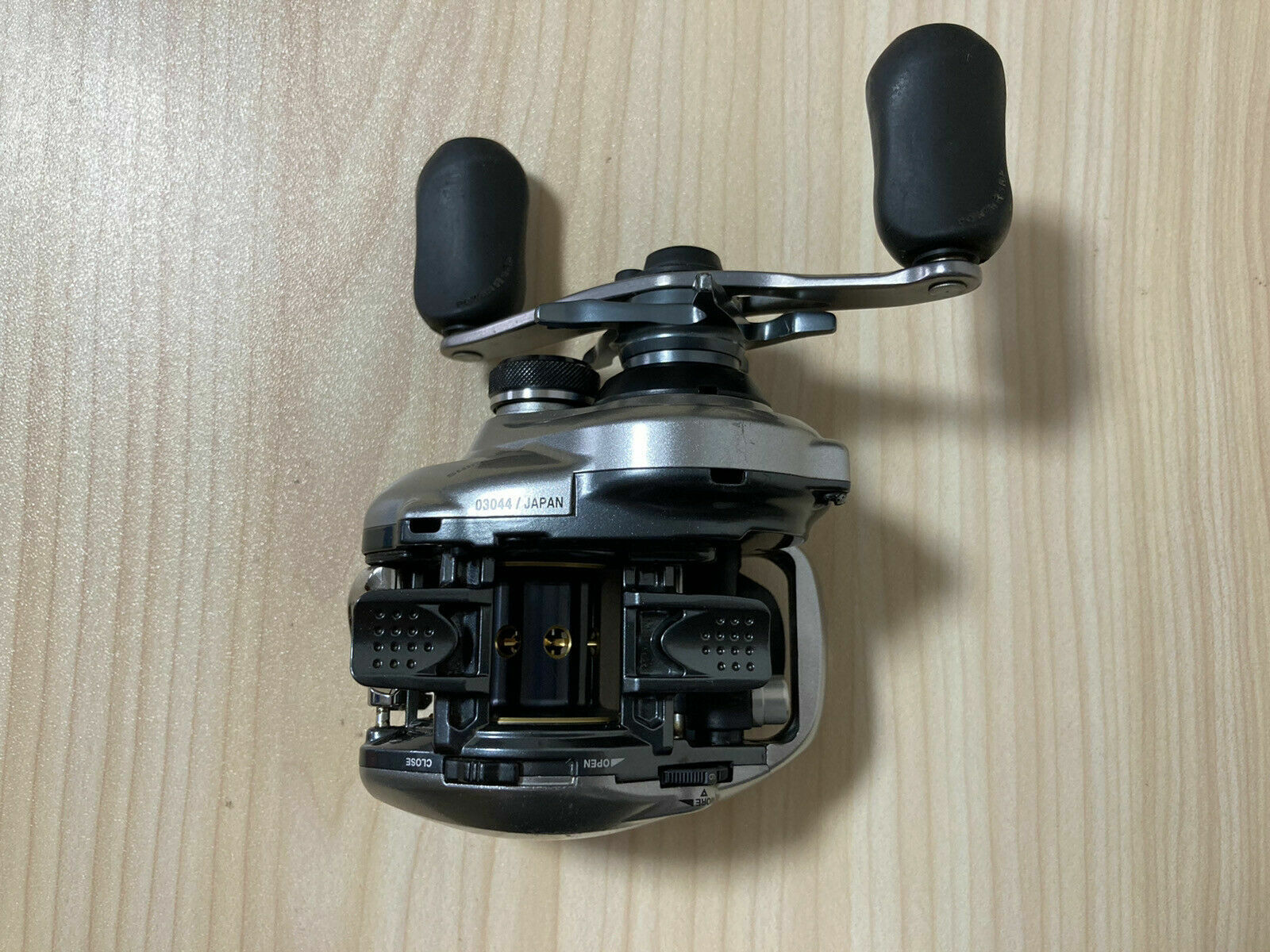 Baitcasting Reel 13 Metanium Right 6.2:1 5RH790000 Fishing Reel IN BOX