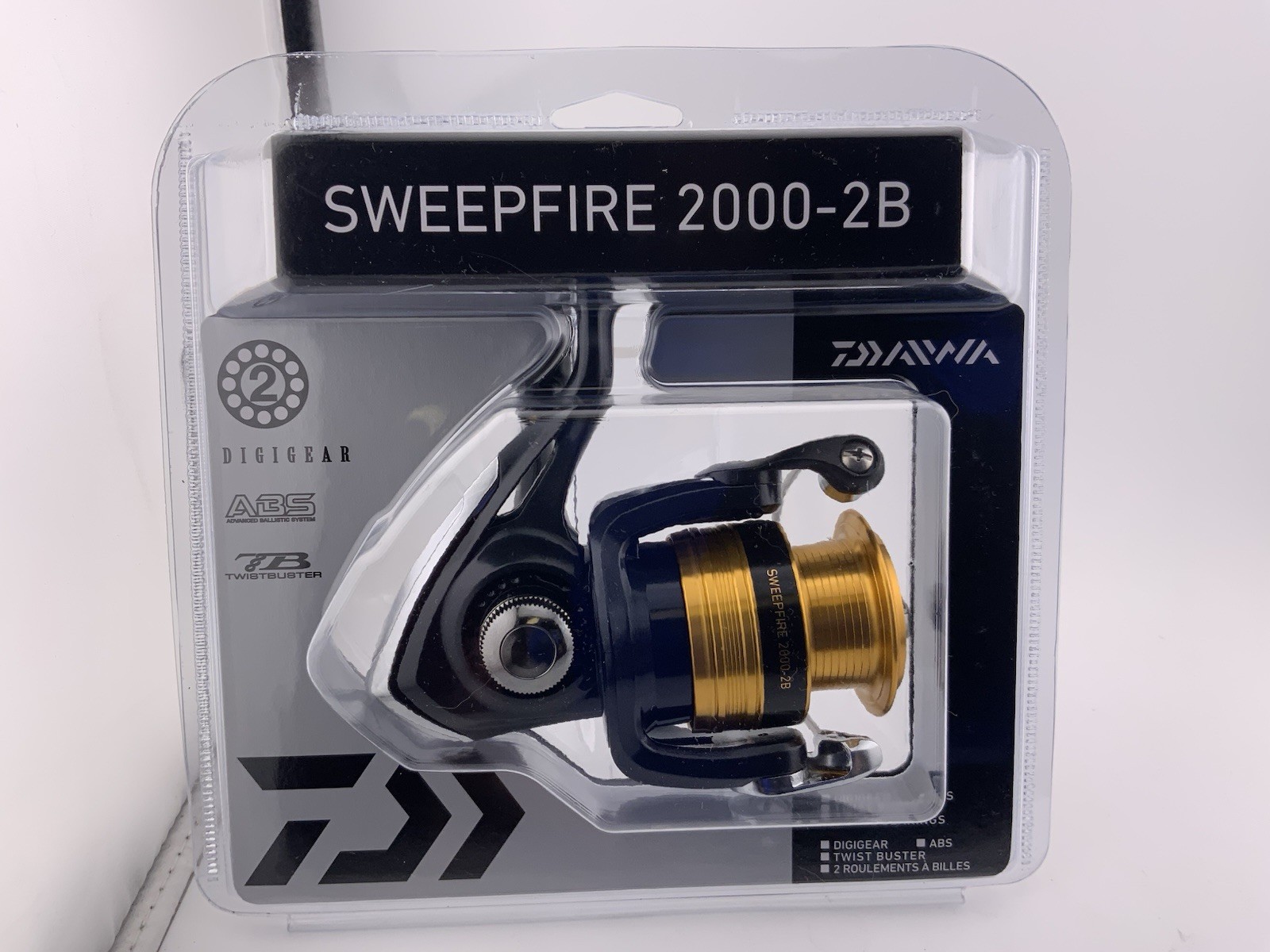 Daiwa Sweepfire 2000-2B Spinning Open Face Reel Freshwater Fishing new✅🔥✅