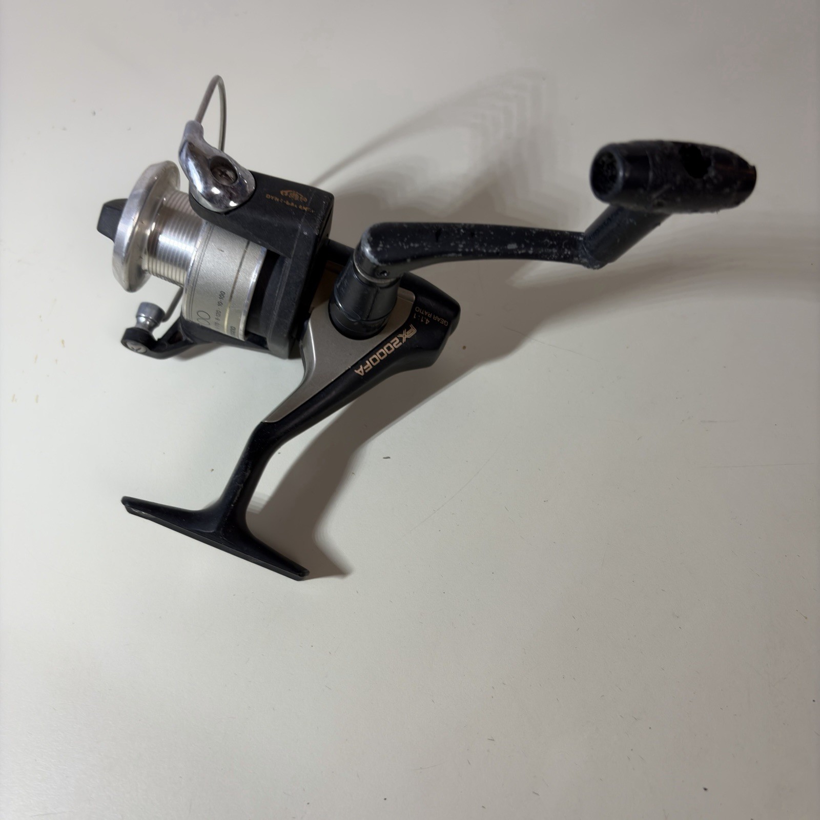 SHIMANO FX 2000FA Spinning Fishing Reel 4.1:1 Dyna-Balance Black/Silver 10-100