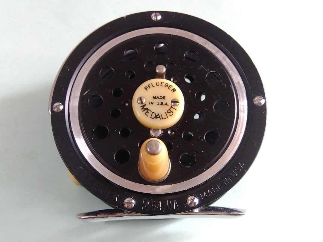 【Vintage】 Pflueger Medalist 1494DR
