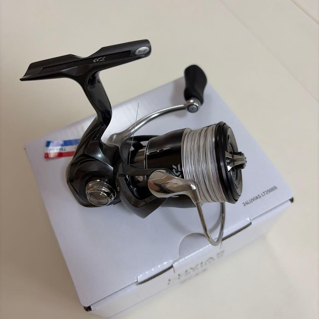 DAIWA 24 LUVIAS LT2500S SPINNING REEL 317458