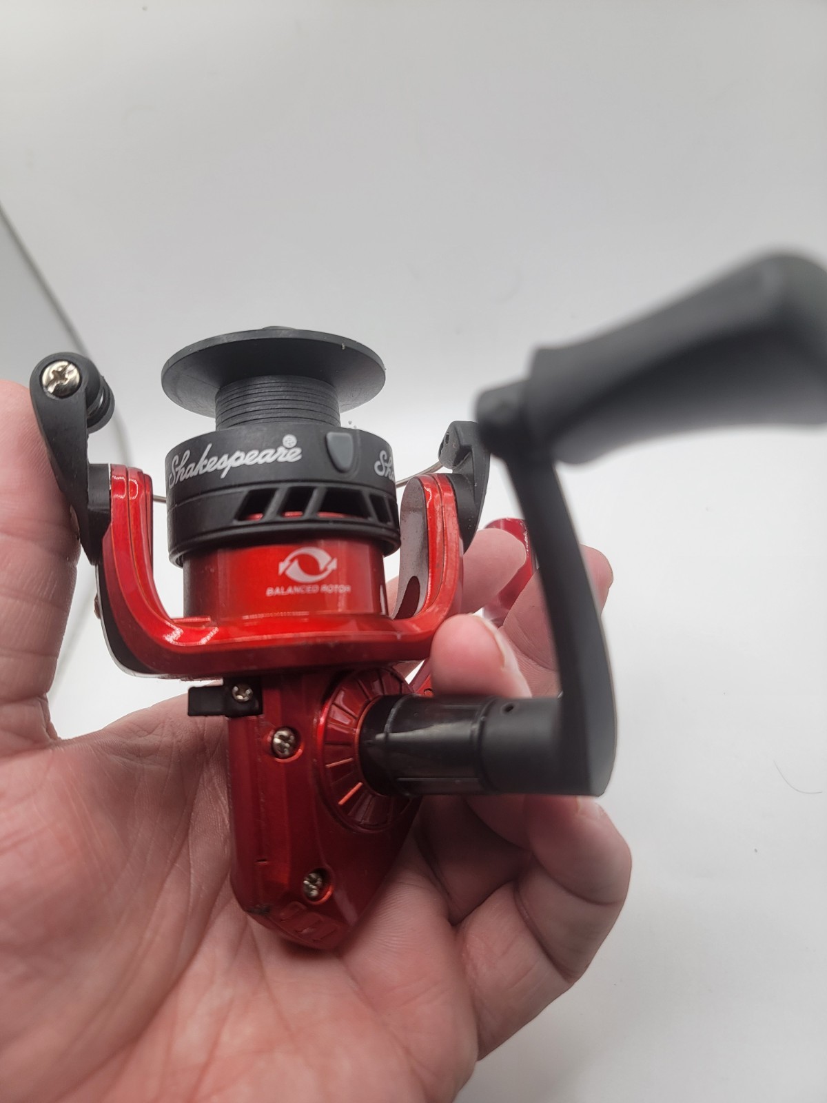 Shakespeare Dock Runner Spinning Reel USDR30 Crappie Trout Ultralight