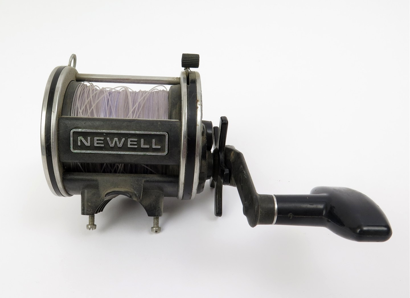 Newell G44-F Conventional Wide Ball Bearing Saltwater Fishing Reel Made in USA