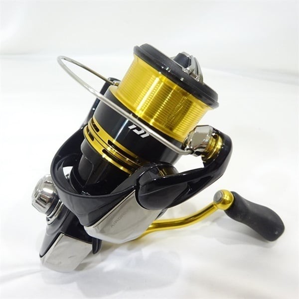 Daiwa 23 Legalis LT1000S Spinning Reel Air Drive JDM Used Good Condition Japan