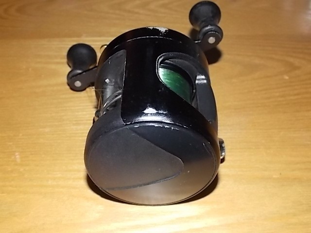 Vintage Ambassadeur 2500C Bait Casting Level Wind Reel #760800 good condition.