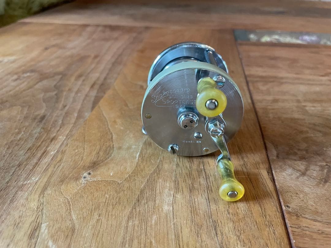 Shakespeare Sports Cast 1977GD Baitcasting Reel Used Handle Direct Drive