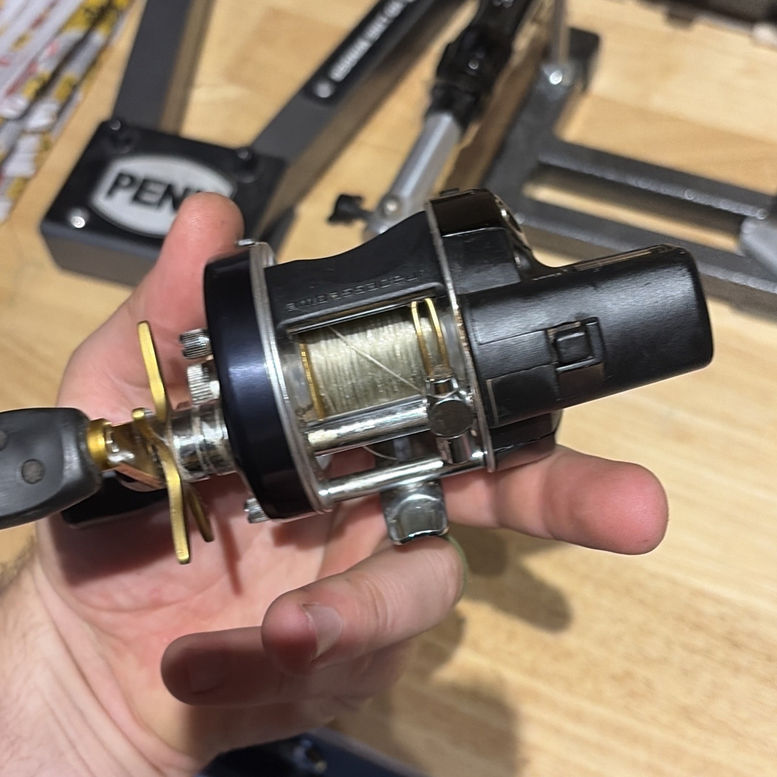 Abu Garcia Ambassadeur 5500LC Line Counter Round Baitcasting Reel Black & Gold