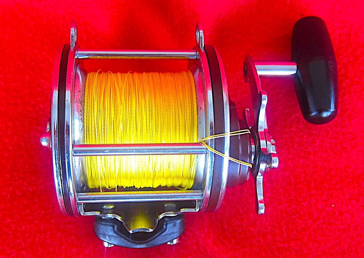 Vintage Penn SENATOR 113H 4/0 Big Game Reel – GREAT WORKING USED COND!!!e