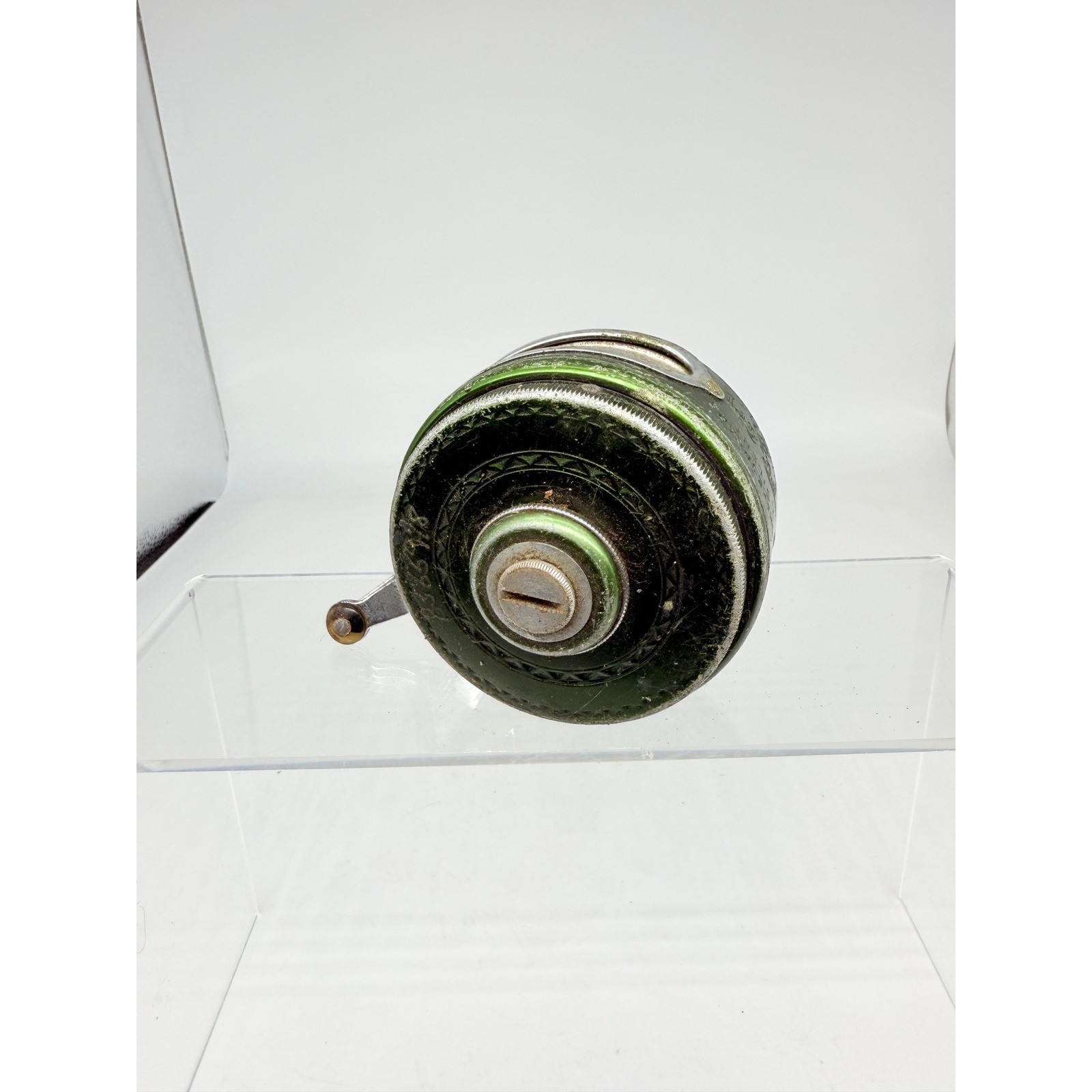 Vtg Shakespeare Silent Tru-Art #1835 GD Green Automatic Fly Fishing Reel USA
