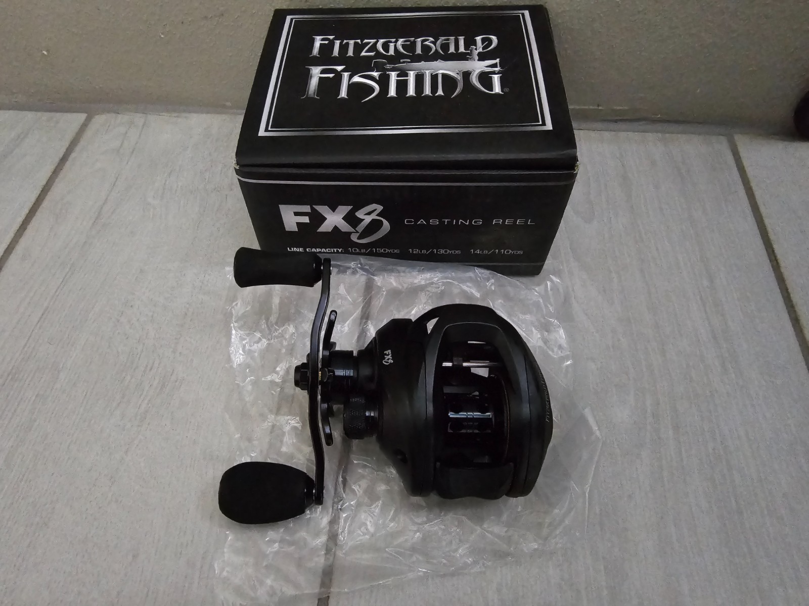 Fitzgerald Fishing FX8 Casting Reel Left Handed Open Box
