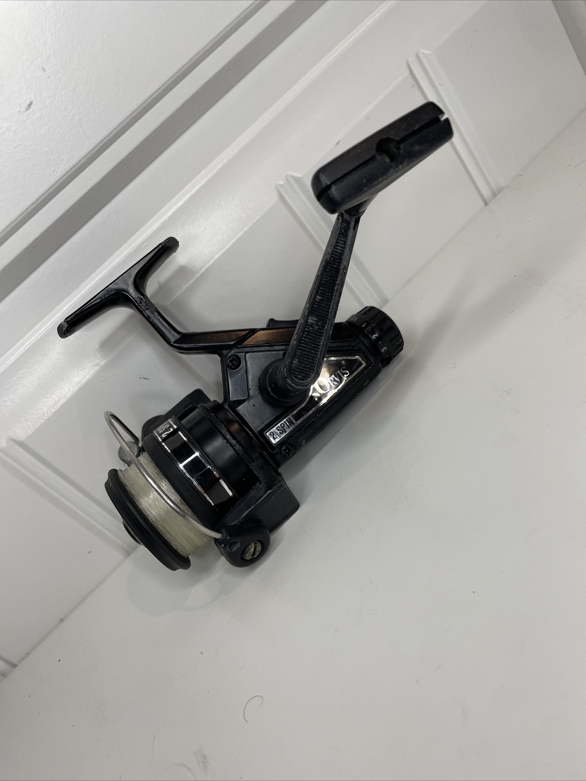 ORVIS 2 SPIN Fishing Spinning Reel HIGH SPEED SUPER REAR Drag Korea Face Fly Rod
