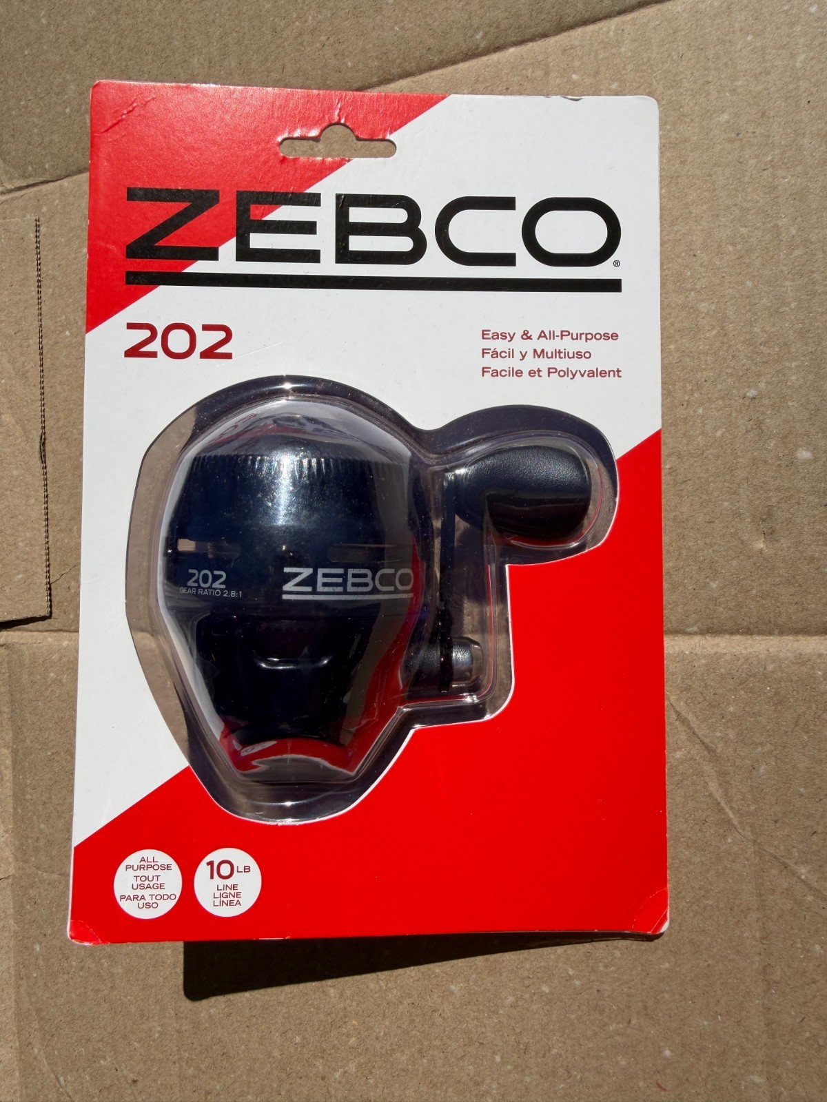 Zebco 202 Spincast Fishing Reel Size 30 Reel Right-Hand Retrieve